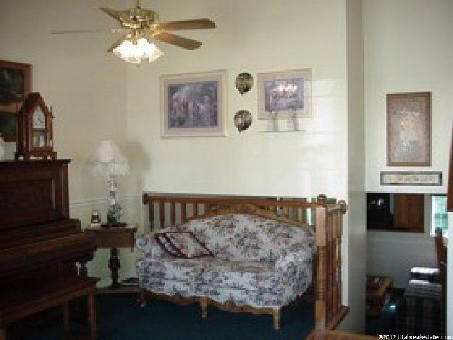 3784 Foxglen Dr, Roy, UT 84067 — photo 2