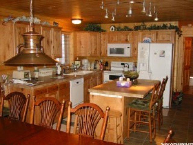 751 Shingle Mill Rd, Oakley, UT 84055 — photo 2