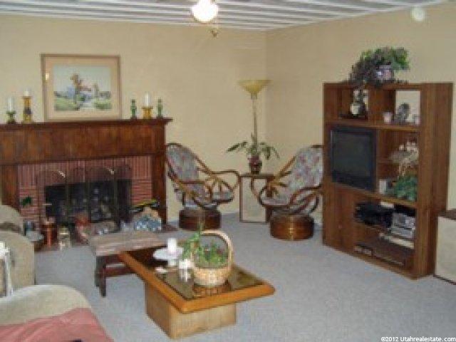 1267 E College St, Holladay, UT 84117 — photo 2