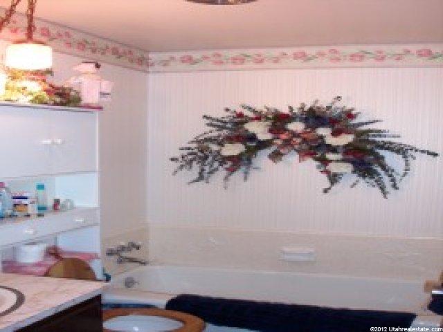 350 E 1000 N, Harrisville, UT 84404 — photo 6