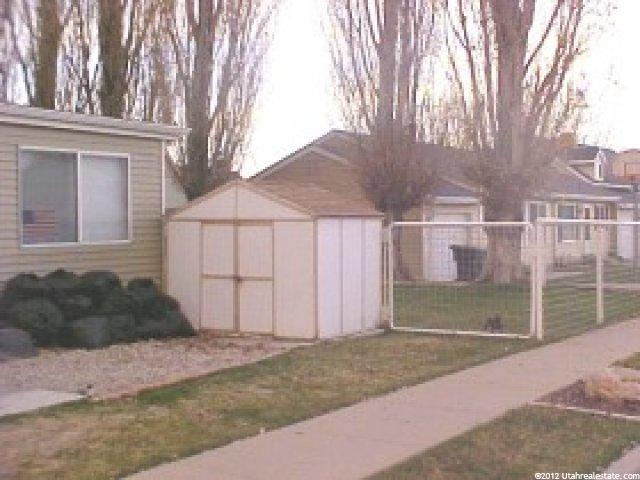 981 Pinetree Cir, West Bountiful, UT 84087 — photo 4