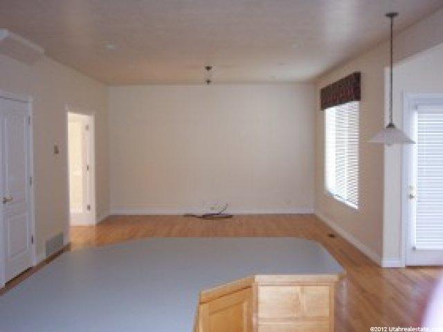 404 E 3575 N, North Ogden, UT 84414 — photo 4