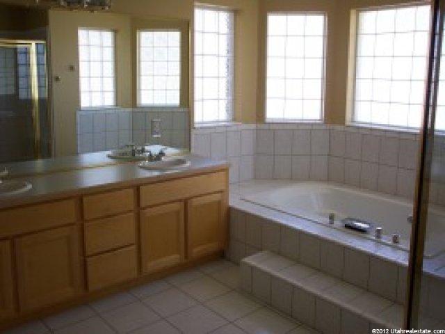 404 E 3575 N, North Ogden, UT 84414 — photo 6
