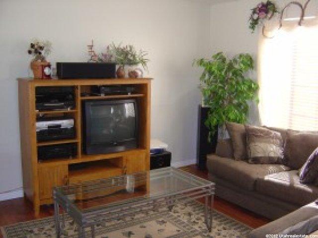 5398 S 4150 W, Roy, UT 84067 — photo 2
