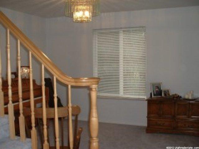 235 E Oak Ln S, Farmington, UT 84025 — photo 2