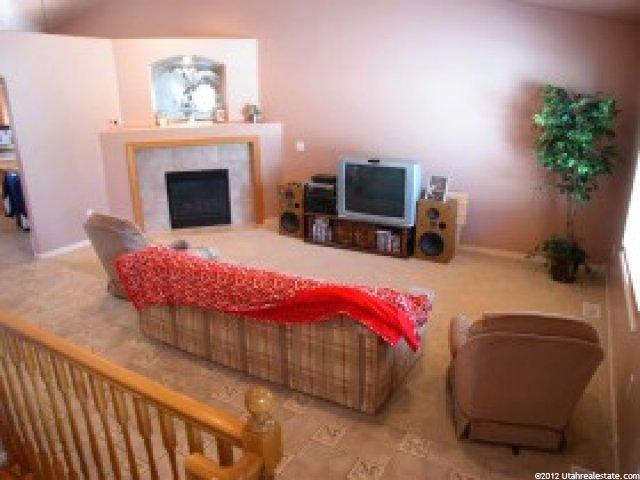 995 E Canfield Dr, Ogden, UT 84404 — photo 3