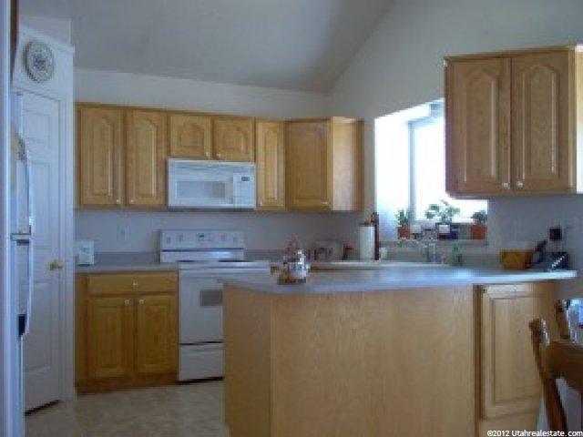 78 E 1770 N, Layton, UT 84041 — photo 3