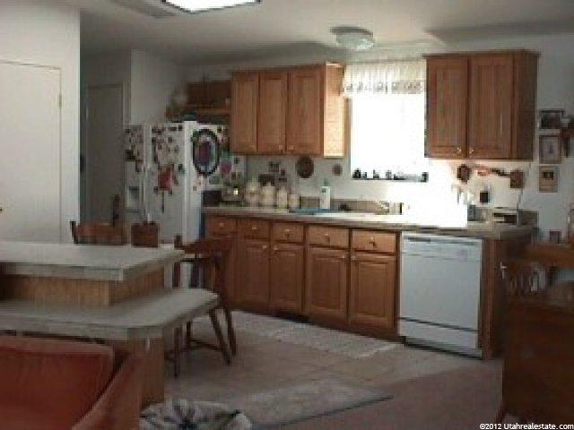 244 Trailorama Ave, Murray, UT 84107 — photo 8