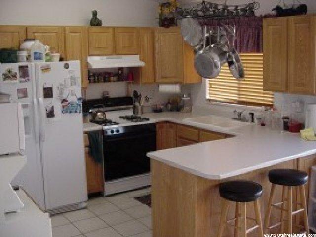 2207 N 2525 W, Clinton, UT 84015 — photo 3