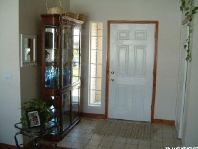 1991 S 2000 W, Syracuse, UT 84075 — photo 2