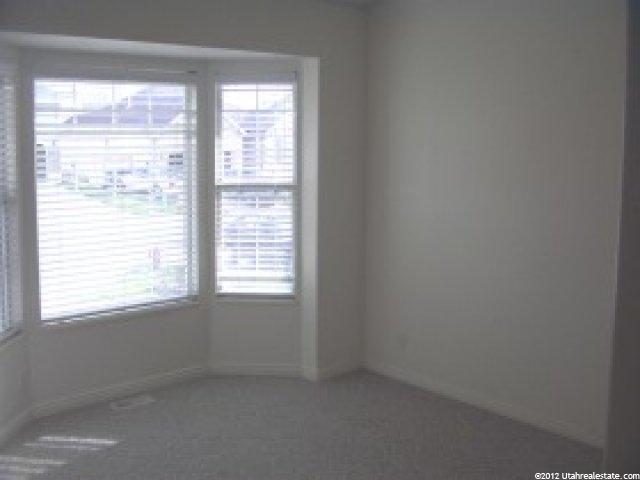 587 E Eastpointe Cir, North Salt Lake, UT 84054 — photo 3