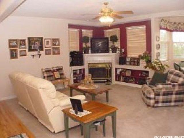 886 S Lloyd Rd E, Fruit Heights, UT 84037 — photo 4
