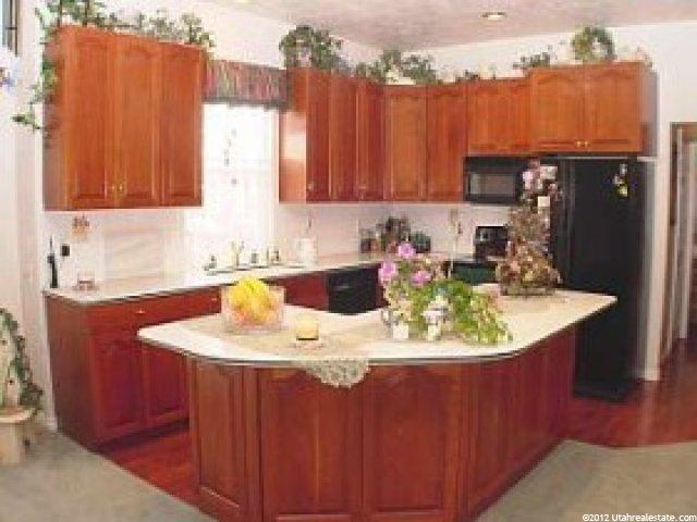 886 S Lloyd Rd E, Fruit Heights, UT 84037 — photo 8