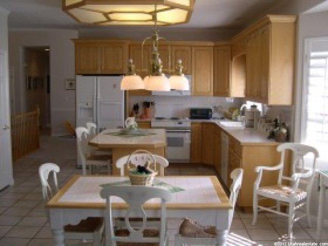 1490 E Joey Cir, Sandy, UT 84092 — photo 2