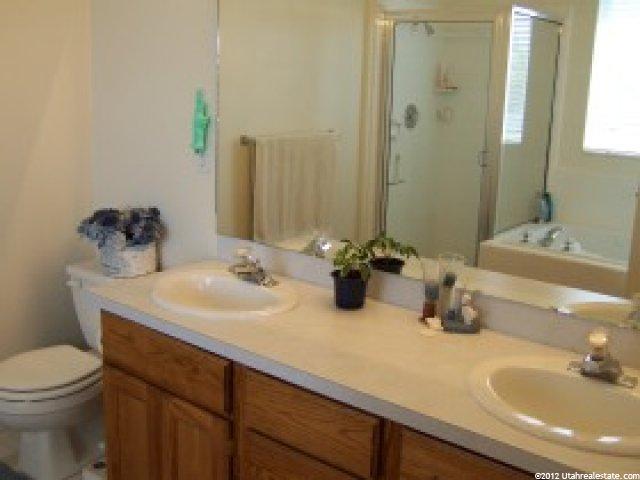 479 W 225 S, Layton, UT 84041 — photo 7