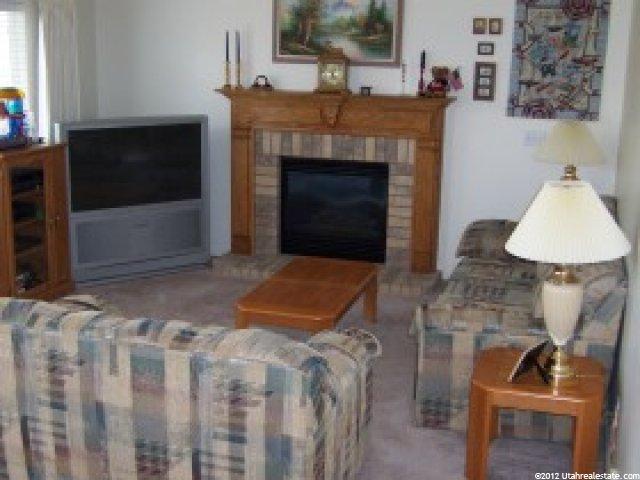 479 W 225 S, Layton, UT 84041 — photo 4