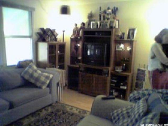 3817 Grandview Dr, Ogden, UT 84403 — photo 2