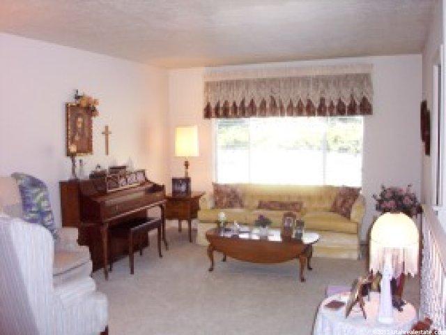 438 W 4050 N, Pleasant View, UT 84414 — photo 2