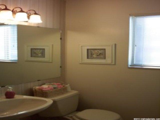 438 W 4050 N, Pleasant View, UT 84414 — photo 6