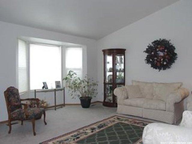 9280 Shad Ln, Sandy, UT 84093 — photo 2