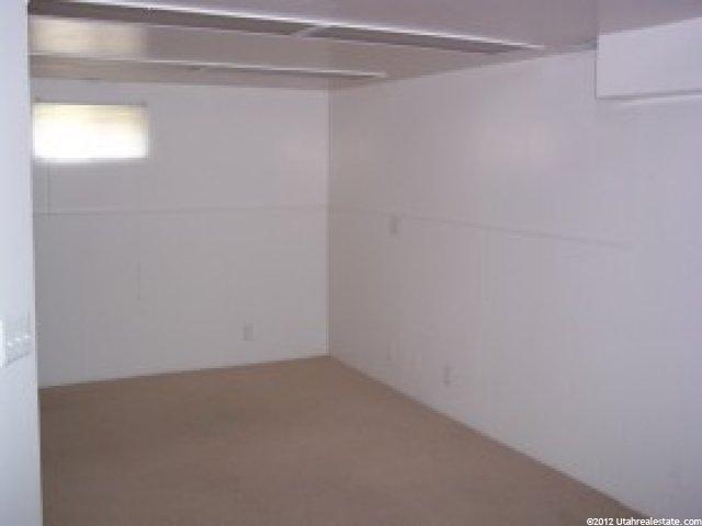 337 Highland Dr, Riverdale, UT 84405 — photo 2
