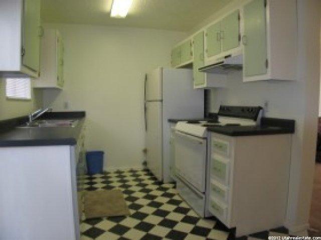 5235 Glendon St #T-2, Murray, UT 84123 — photo 2