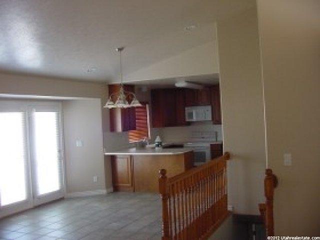 3914 Turnberry Dr, Syracuse, UT 84075 — photo 2