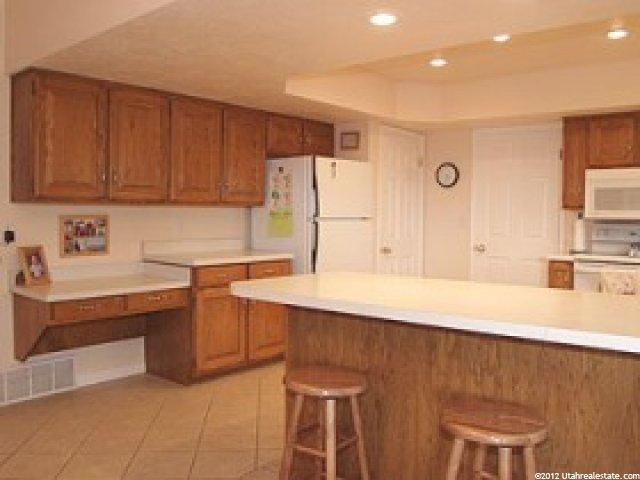 1254 Grayson Ct, Sandy, UT 84094 — photo 3