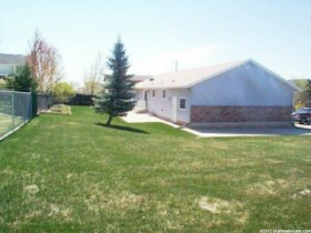 1488 Child Dr, Layton, UT 84040 — photo 2