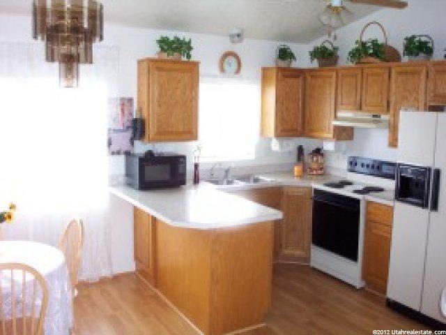 5766 S 4075 W, Roy, UT 84067 — photo 3