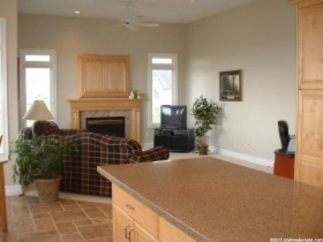 14712 S Draper Woods Cv E, Draper, UT 84020 — photo 4