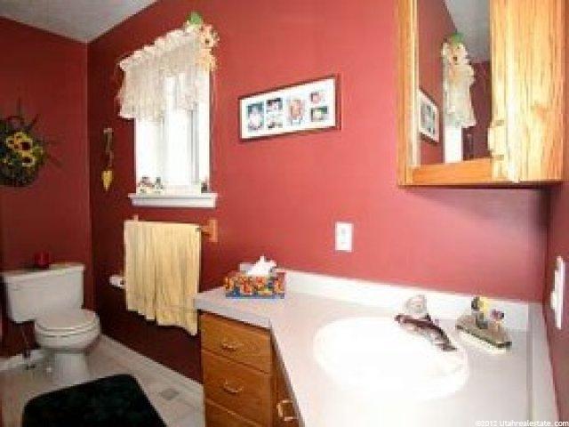 190 N 200 E, Millville, UT 84326 — photo 7