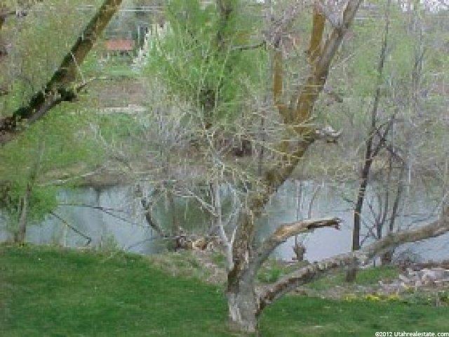 1023 River Bend Ln, Ogden, UT 84404 — photo 8