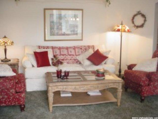 961 S Courtyard Ln E, Centerville, UT 84014 — photo 3