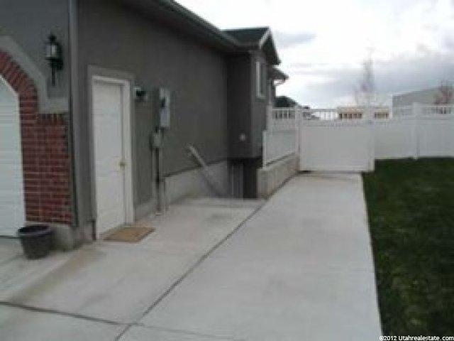 1260 W Fairmont Ln, Layton, UT 84041 — photo 3