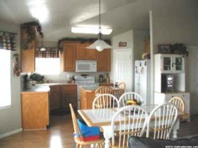 1260 W Fairmont Ln, Layton, UT 84041 — photo 5