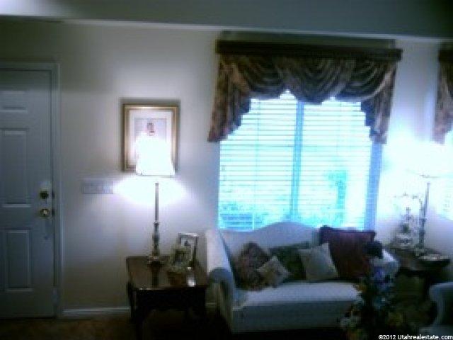 4623 S Promenade Dr W, Roy, UT 84067 — photo 2