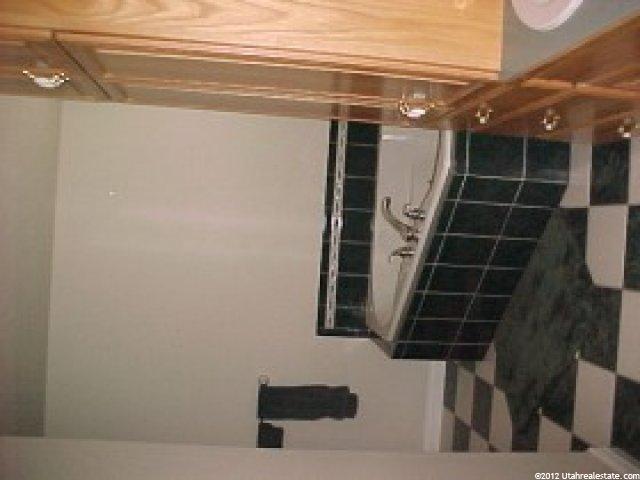 375 N Park Dr, Elk Ridge, UT 84651 — photo 2