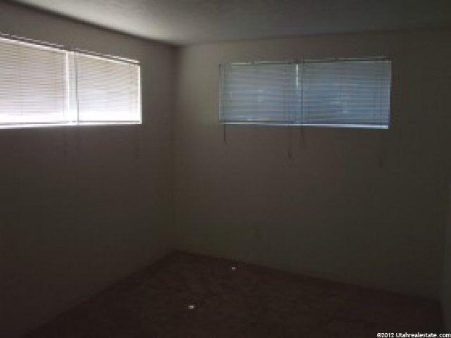 17 W Zircon Cir, Layton, UT 84041 — photo 4