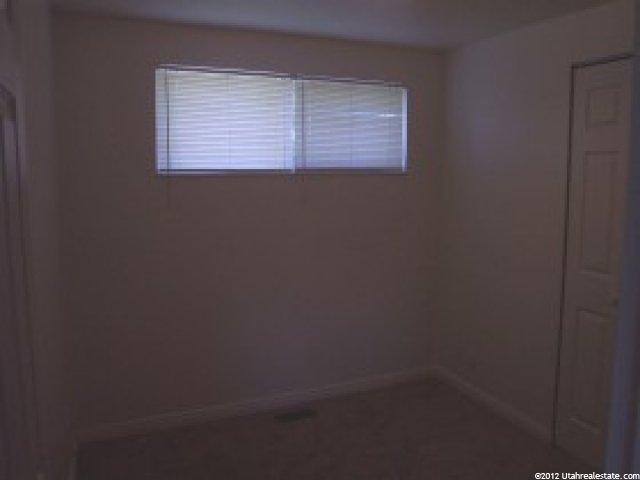 17 W Zircon Cir, Layton, UT 84041 — photo 6