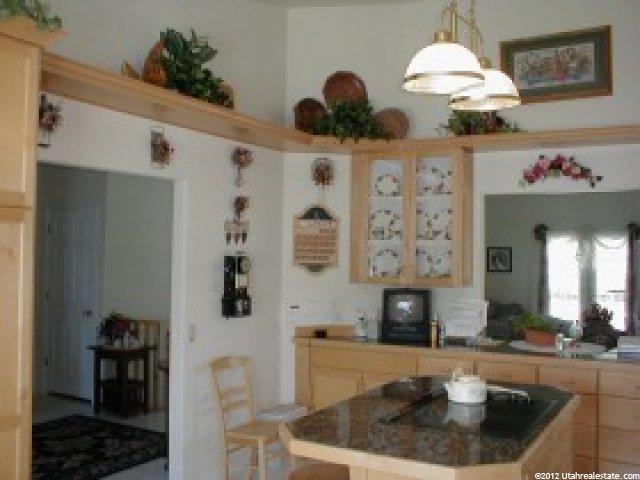 558 Oak Ln, Tooele, UT 84074 — photo 3