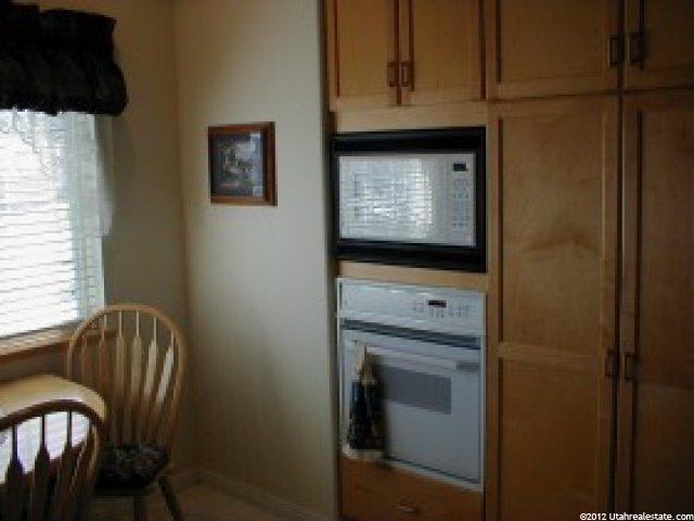 558 Oak Ln, Tooele, UT 84074 — photo 4