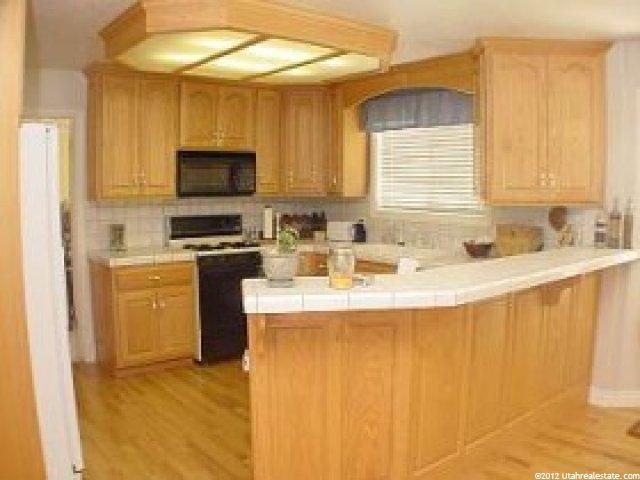 1574 E Maple Hills Dr S, Bountiful, UT 84010 — photo 2