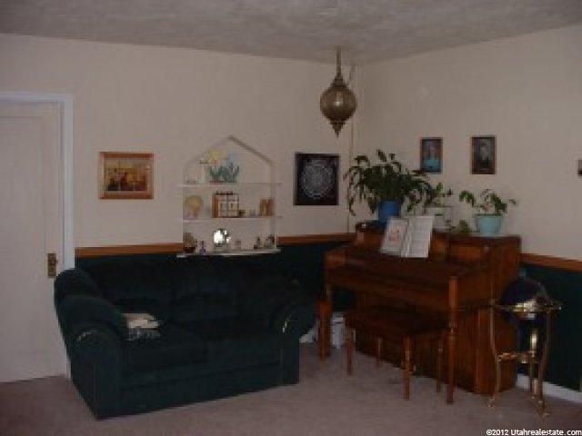 536 S Main St, Providence, UT 84332 — photo 4