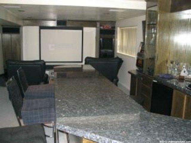 469 W Vine St S, Murray, UT 84123 — photo 3