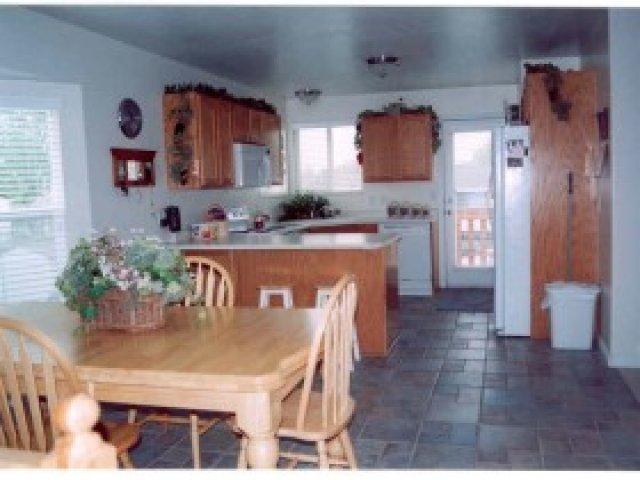 276 E 1325 N, Layton, UT 84041 — photo 8