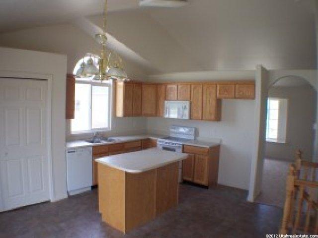 4833 S 3575 W, Roy, UT 84067 — photo 2