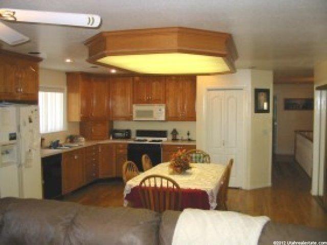 544 S 300 E, Mona, UT 84645 — photo 3