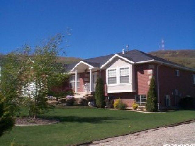 8005 S Cedar Ct, South Weber, UT 84405 — photo 2