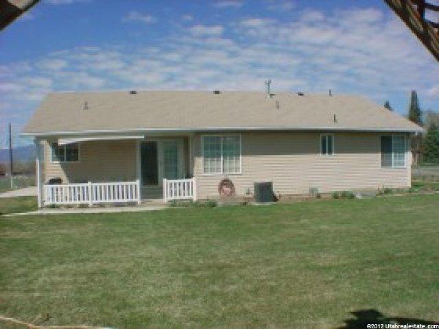 415 S 300 E, Mt Pleasant, UT 84647 — photo 2
